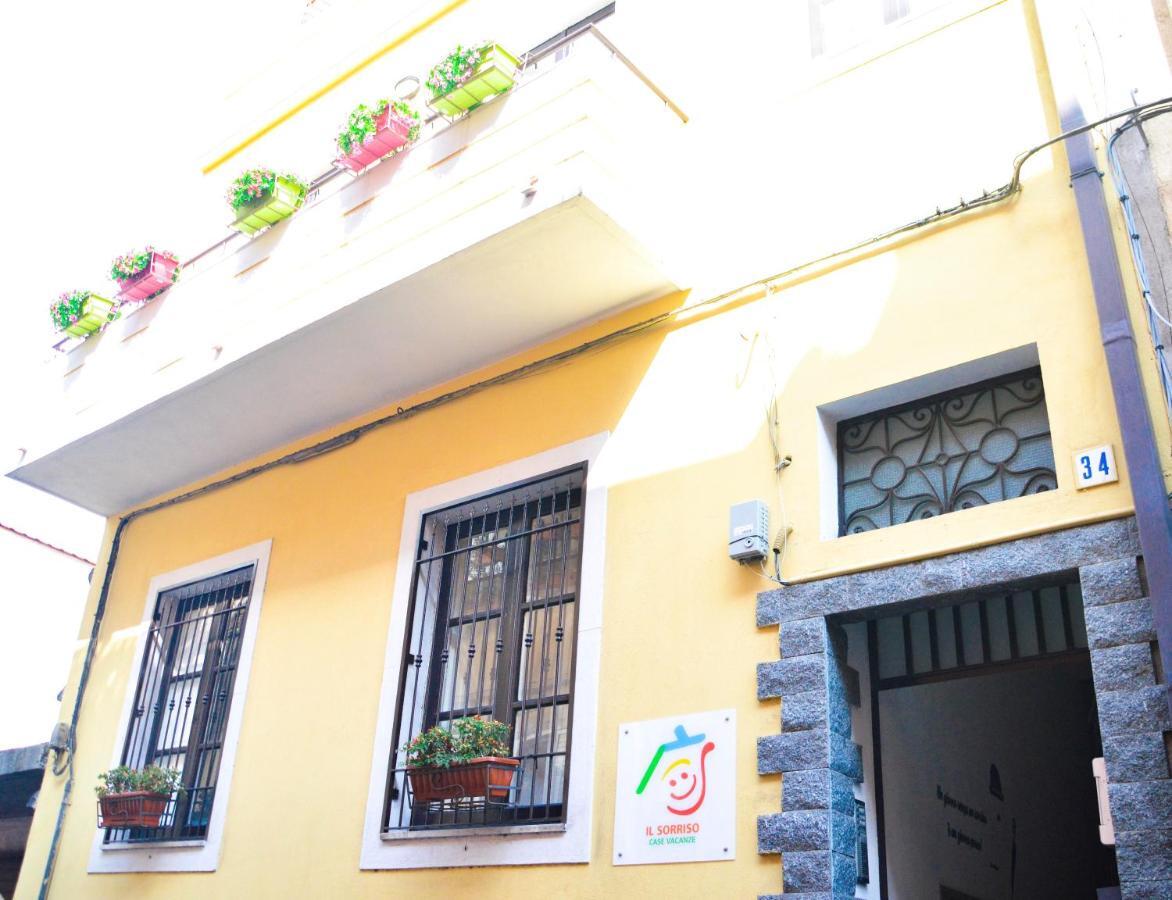 Case Vacanze Il Sorriso Κατάνια Εξωτερικό φωτογραφία